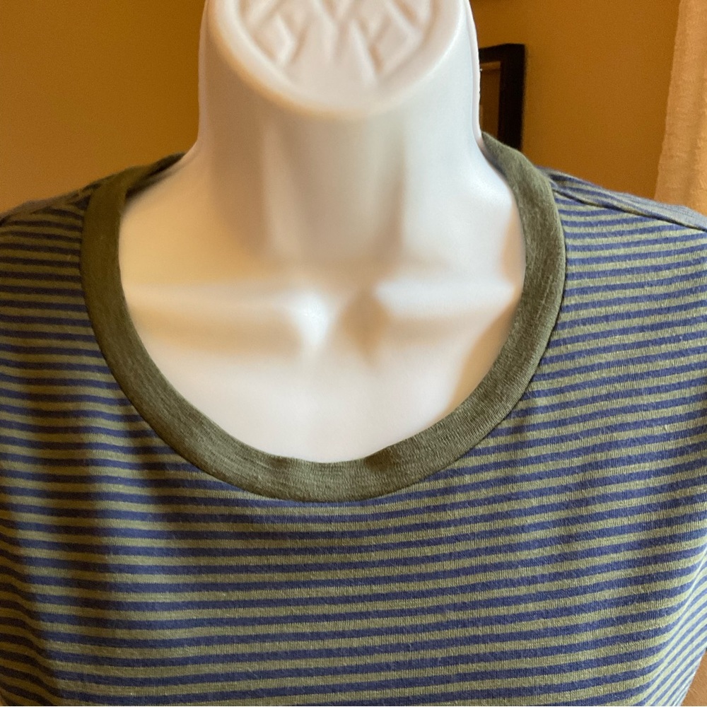 Mossimo olive green and navy blue striped t shirt. Size Med - Picture 3 of 5